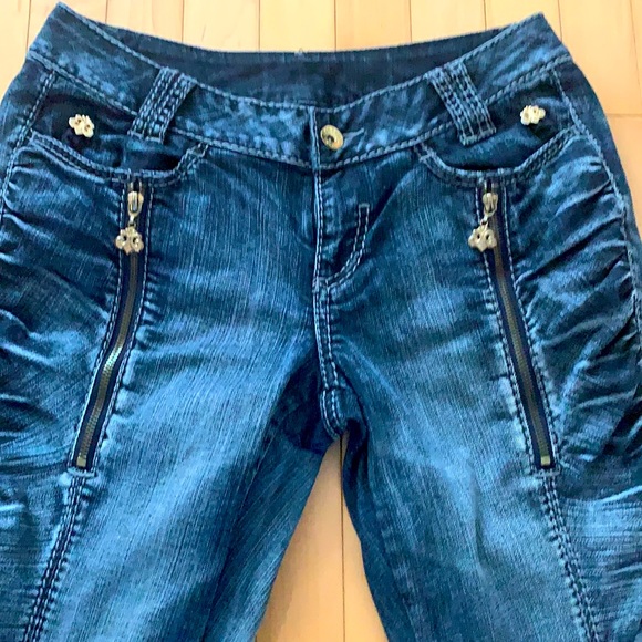 Dereon Denim - Dereon scrunched jeans